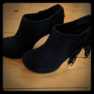 XOXO Ivie Boot size 8